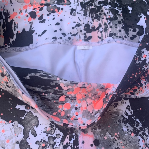 ‼️SOLD‼️NWOT Fabletics yoga leggings - Picture 5 of 7